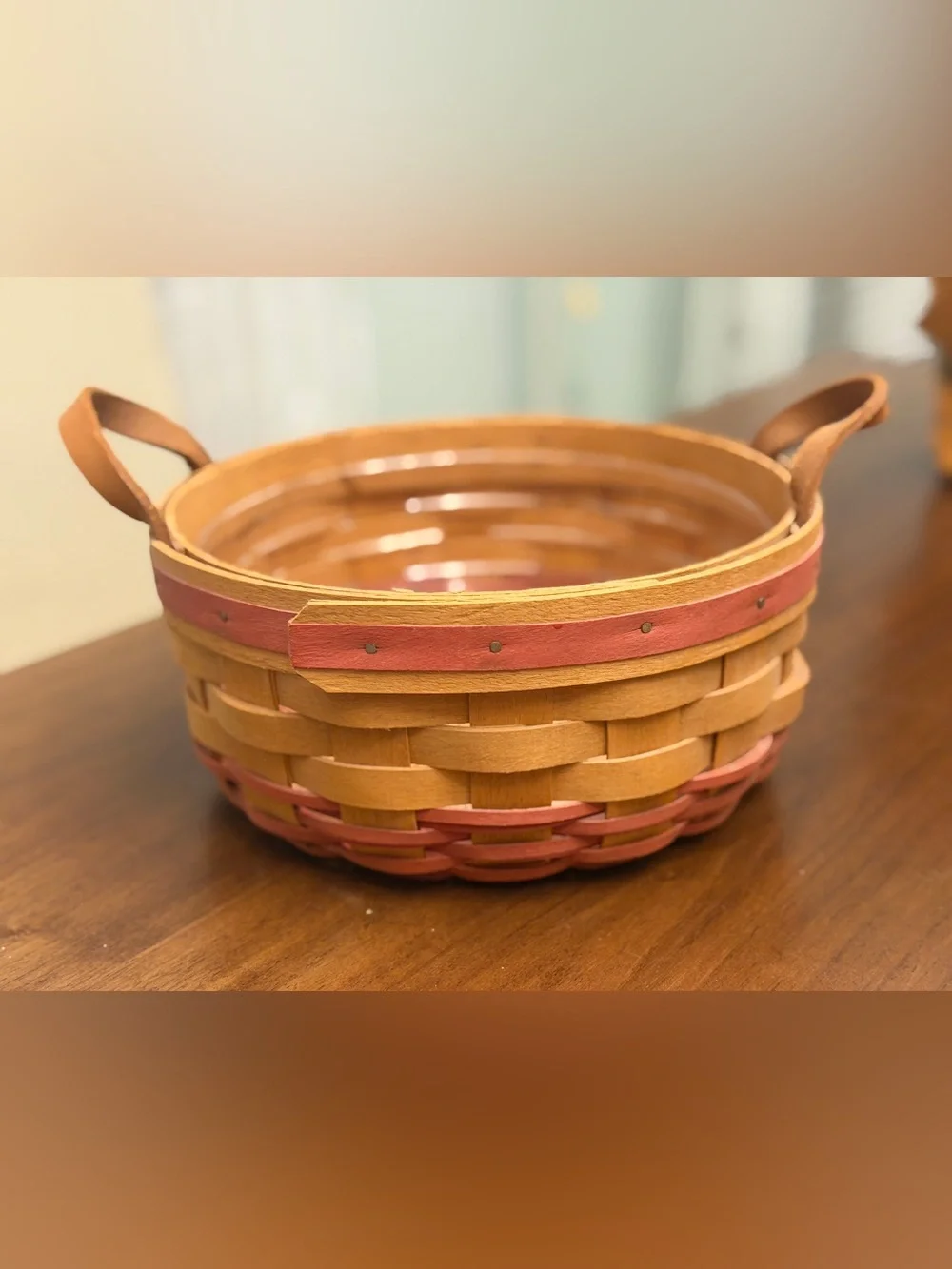 Longaberger 1999 Round Small Basket Pink Accent Weaves with Plastic Protector